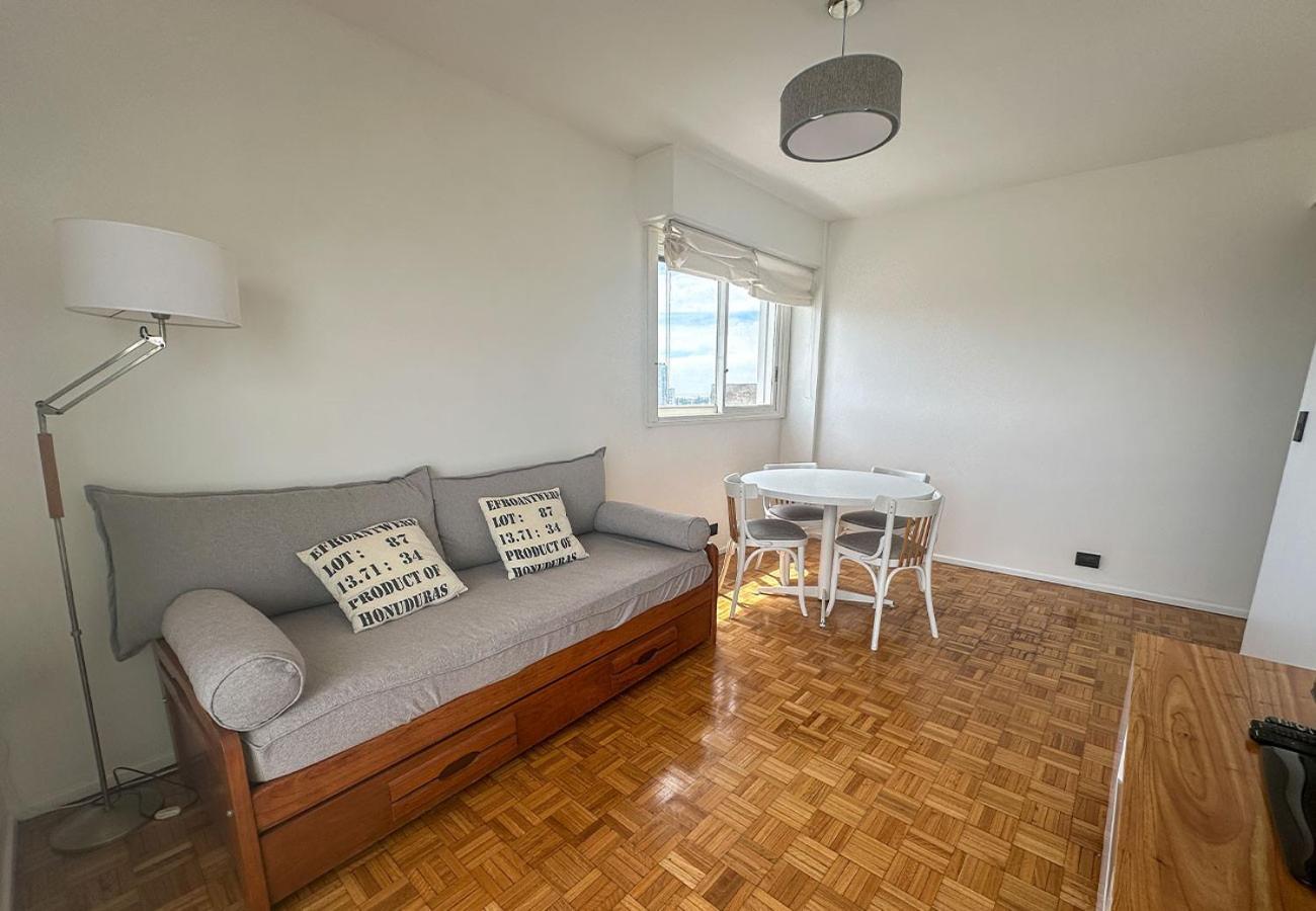 Rentup - Vistas Panoramicas Y Balcon En Belgrano A Pasos De Av Cabildo Apartamento *